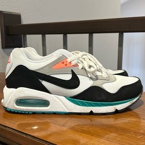 Nike Women’s Air Max Correlate